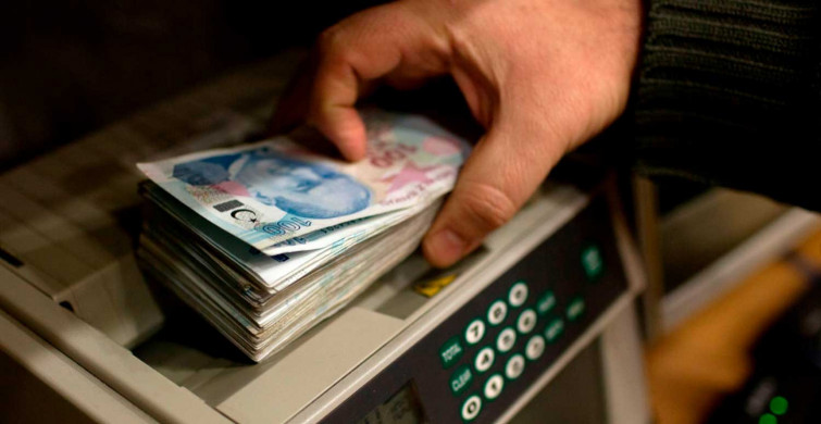 Emekli bayram ikramiyesi ne zaman yatacak? Milyonlarca emekliyi yakından ilgilendiren gelişme: Emekli ikramiyelerinin ödeneceği net tarih açıklandı