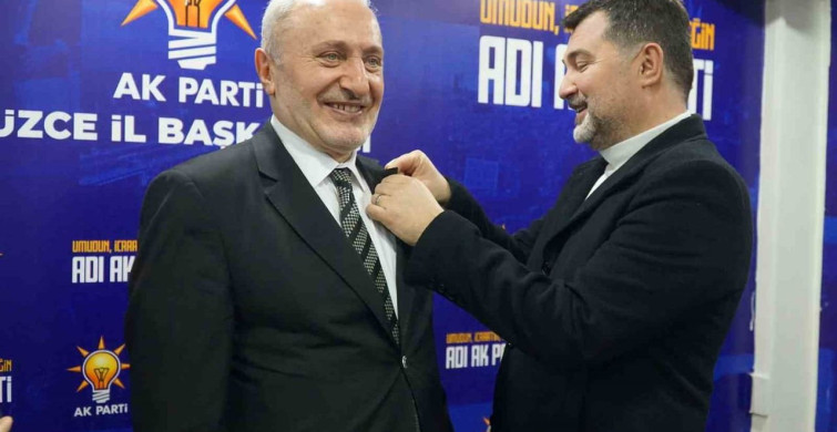 Emekli Eğitimciler AK Parti'ye Katıldı