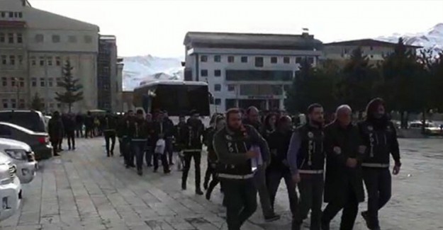 Emekli Okul Müdürü Çete Lideri Çıktı
