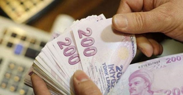 Emekliler Asgari Ücret Talep Ediyor