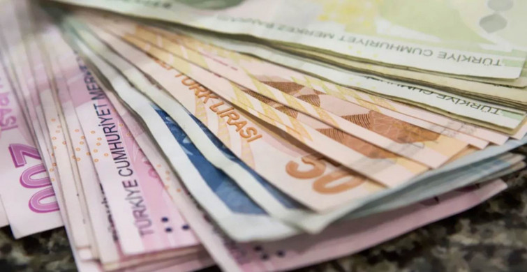 Emeklilere müjdeli haber: Promosyonlar 8.235 TL’ye yükseldi! 2022 emekliye en yüksek promosyonu veren bankalar