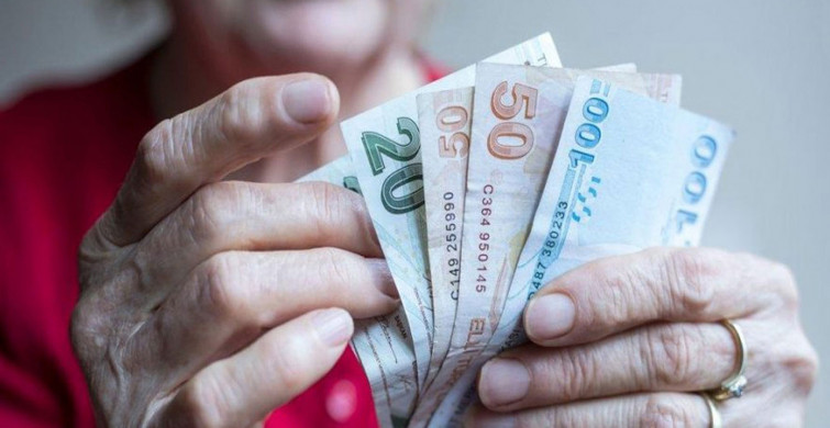 Emeklileri Sevindiren Gelişme: En Az 2.500 TL Maaş Artı 3.000 TL Promosyon!