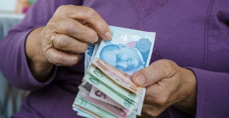 Emeklilikte köklü değişim: 1999-2008 arası sigortalılara yeni adımlar atılıyor!