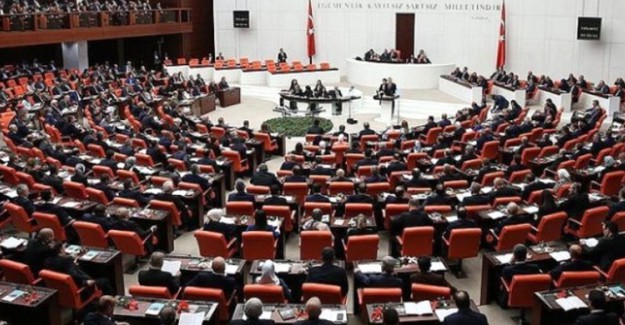 Emeklilikte Yaşa Takılanlarla Alakalı Umut Veren İddia!
