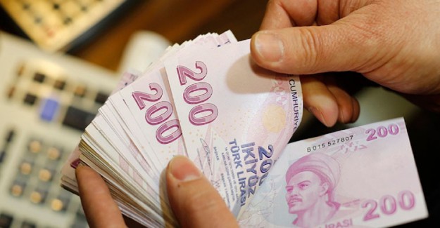 Emekliye En Az Bin 570 Lira!