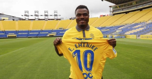 Emenike İstenmeyen Adam İlan Edildi! Gittiği Hiç Bir Takımda Tutunamıyor