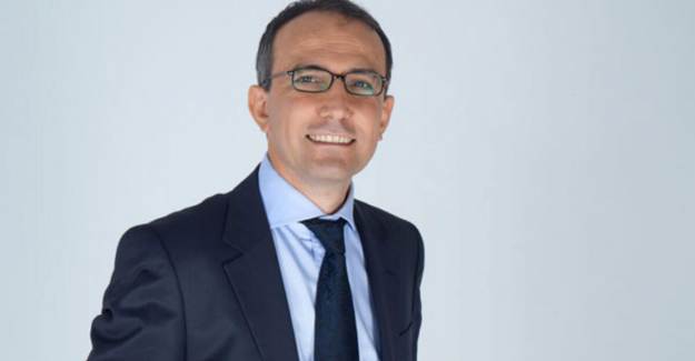Emin Çapa Kimdir?