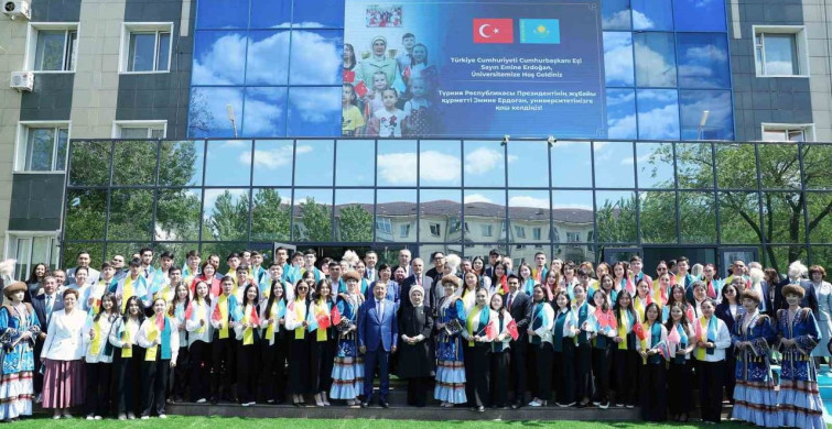 Emine Erdoğan, Kazakistan'da Sıfır Atık Eğitim Laboratuvarı'nın Açılışını Gerçekleştirdi