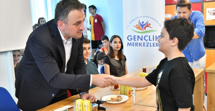 Eminoğlu, Tekirdağ'da Deneyap Teknoloji Atölyesi'ni Ziyaret Etti