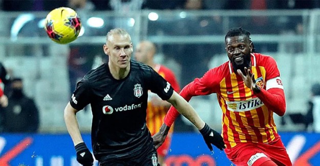 Emmanuel Adebayor, Sarı Kırmızılı Formayı Giymeye Çok Yakın
