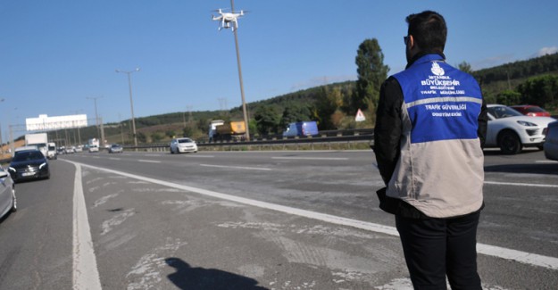 Emniyet Genel Müdürlüğü'nden 'Drone' Destekli Trafik Denetimi