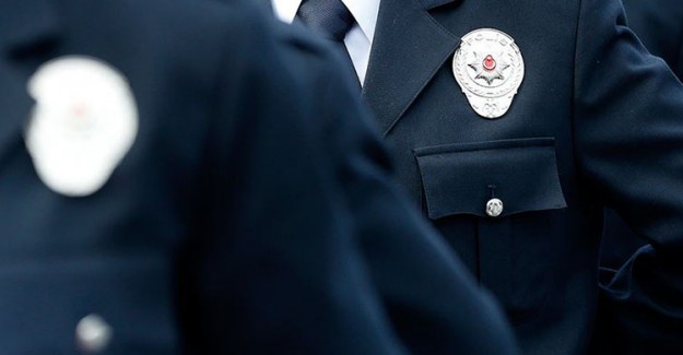 Emniyet Teşkilatında Bin 843 Personel Terfi Ettirildi