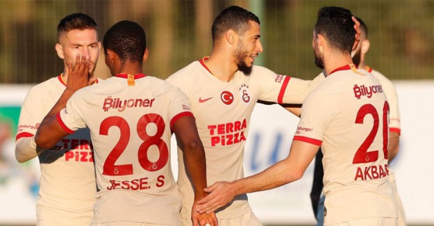 Emre Akbaba Golle Döndü