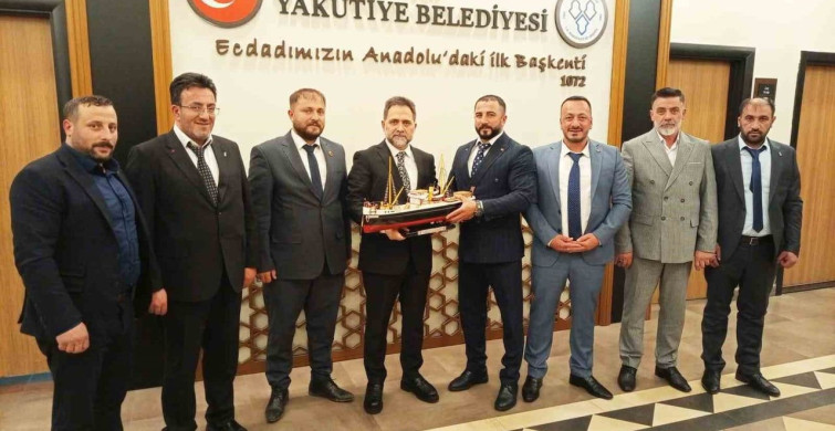 Emre Akoğan, Başkan Uçar ile Oto Sanayi Esnafını Ziyaret Etti