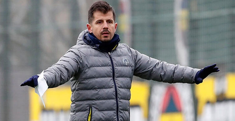 Emre Belözoğlu Futbolculara Uyarıda Bulundu