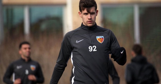 Emre Taşdemir Kayserispor ile İlk Antrenmanına Çıktı