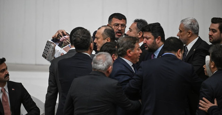 En Düşük Emekli Aylığı Artırıldı