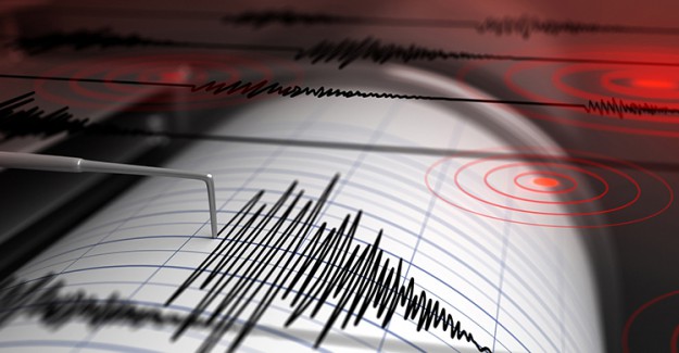 Endonezya'da 6.1 Büyüklüğünde Deprem, Tsunami Uyarısı Verildi