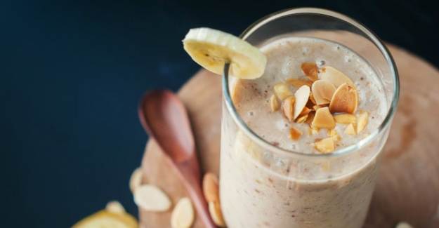 Enerji Deposu Muzlu Smoothie Tarifi