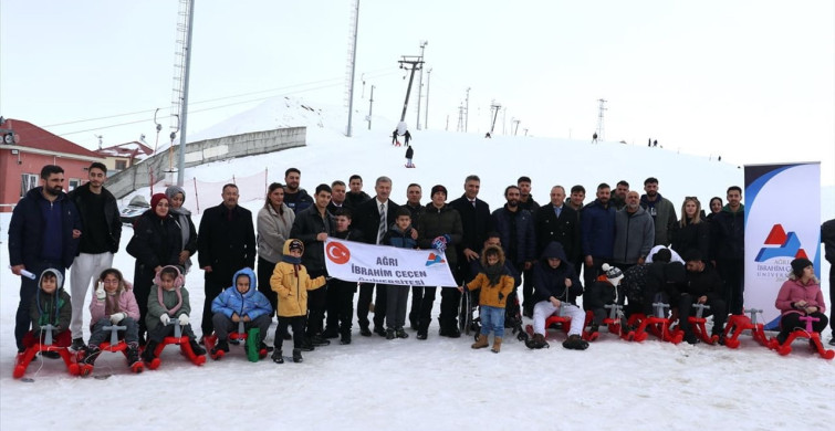 Engelli Yüzücülere Moral Etkinliği: AİÇÜ'den Kayak Keyfi