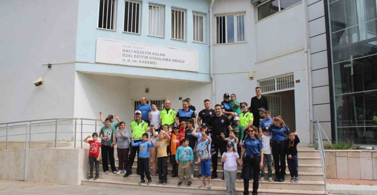 Engelliler Haftası'nda Polislerden Özel Öğrencilere Ziyaret