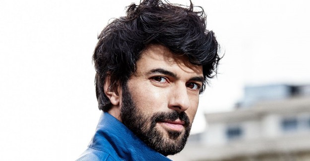 Engin Akyürek'e Fanlarından Doğum Günü Sürprizi!