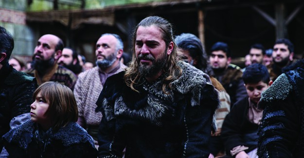 Engin Altan Düzyatan Diriliş Ertuğrul'dan Ayrılıyor mu?
