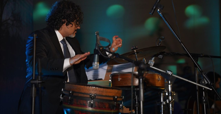 Erbil'de Türk Halk Müziği ve Zeybek Gösterisi