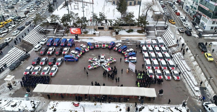 Ercan: Kadın Kolları Teşkilatımızın Omurgasıdır