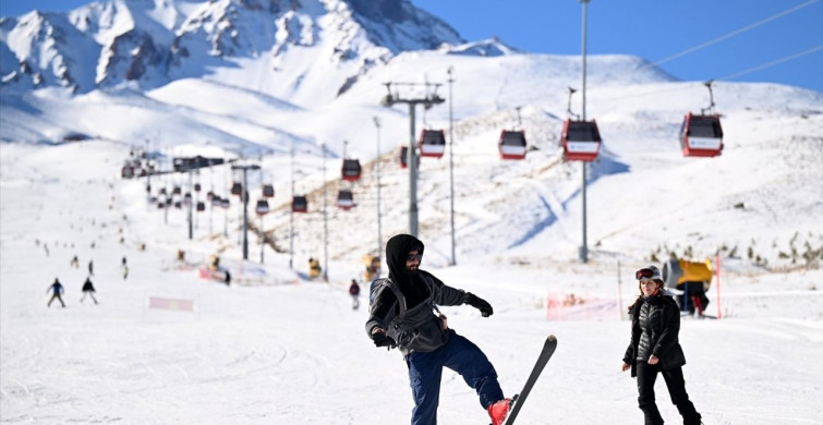 Erciyes Kayak Merkezi Sezonu Açtı