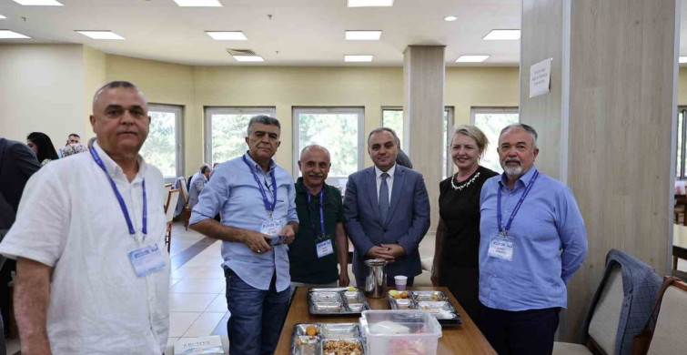 Erciyes Üniversitesi mezunları yeniden kampüste buluştu
