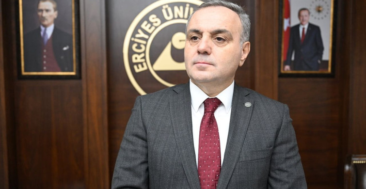 Erciyes Üniversitesi Rektörü Fatih Altun, 'Yılın Kareleri' Oylamasında Yer Aldı