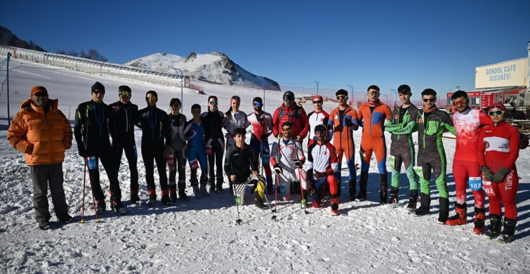 Erciyes'te Dağ Kayağı Milli Takım Seçmeleri Düzenlendi