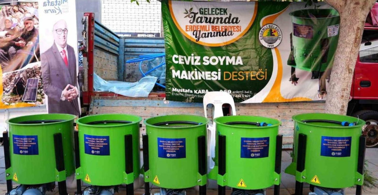 Erdemli Belediyesi Çiftçilere Destek Sağlıyor