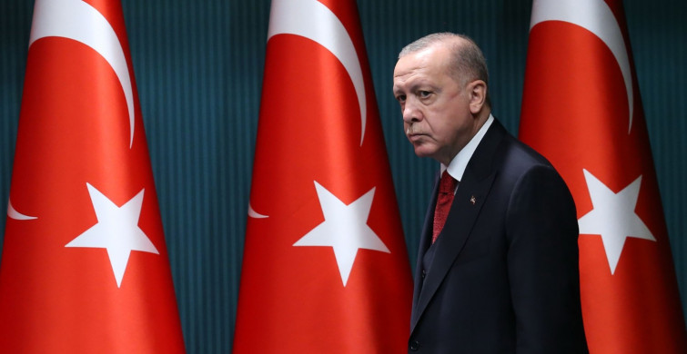 Erdoğan ve Özel Telefonda Bayramlaştı: Siyasi Liderlerden Birlik Mesajı