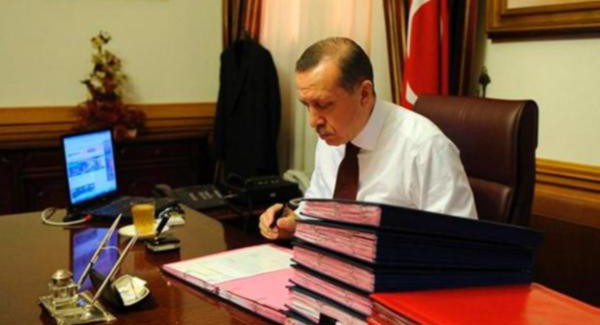 Erdoğan'ın Odasındaki Böcekleri Şıp Diye Bulmuştu; O İsim...