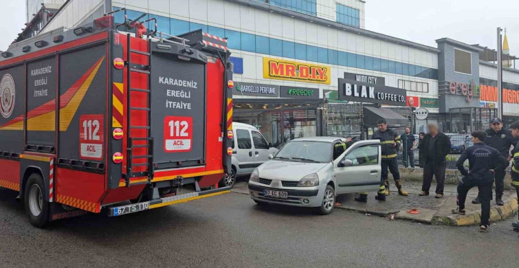 Ereğli'de Park Halindeki Araçtan Gelen Kötü Koku Paniğe Neden Oldu