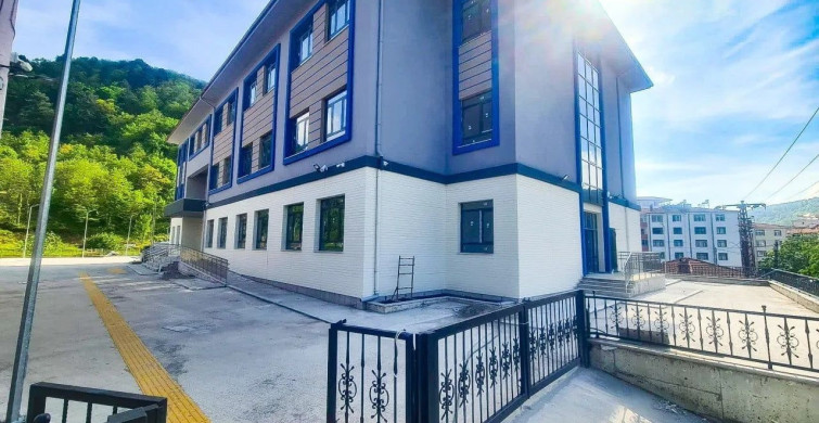 Erfelek'e Yeni Eğitim Yatırımı: Mesleki ve Teknik Anadolu Lisesi Açılıyor