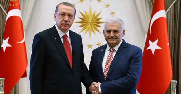 Erken Seçim Çağrısı Cumhurbaşkanı Erdoğan ve Kurmaylarını Topladı