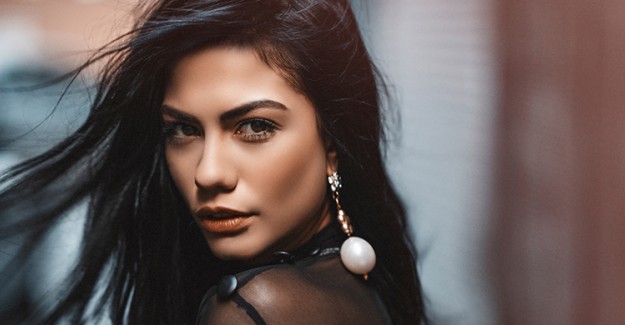 Erkenci Kuş'un Sanem'i Demet Özdemir Evleniyor!