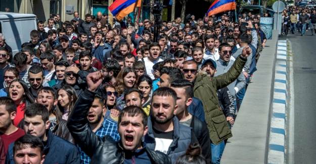 Ermenistan'da Ekonomi, SOS, Veriyor!
