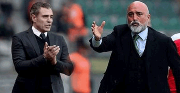 Ersun Yanal ve Hikmet Karaman Maç Öncesinde Tokalaşmadı