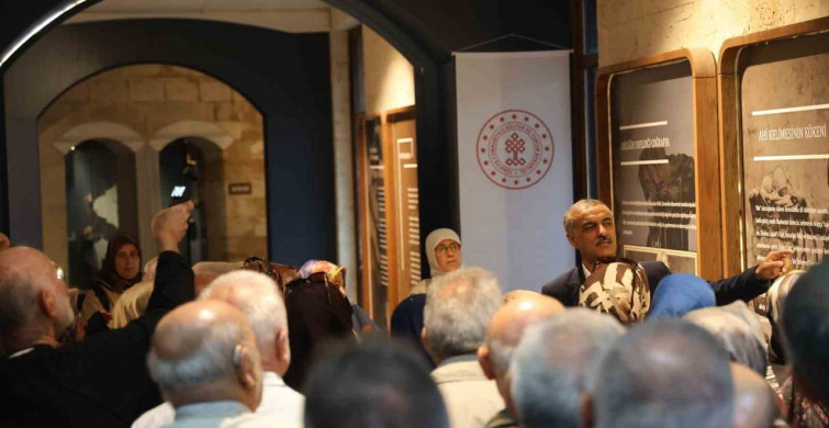 ERÜ İlahiyat Fakültesi 1985 Mezunları Kırşehir'de Buluştu