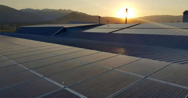 Erzincan Havalimanı Türkiye’nin Güneş Enerjili İlk Havalimanı Oldu 