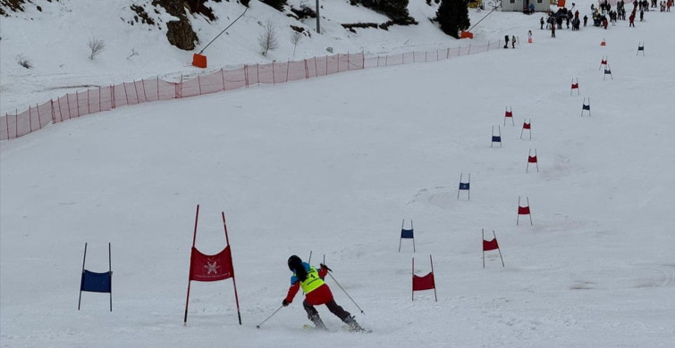 Erzincan'da Alp Disiplini 1. Etap Yarışları Başladı