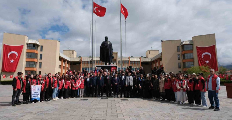 Erzincan'da Gençlik Haftası Coşkuyla Başladı