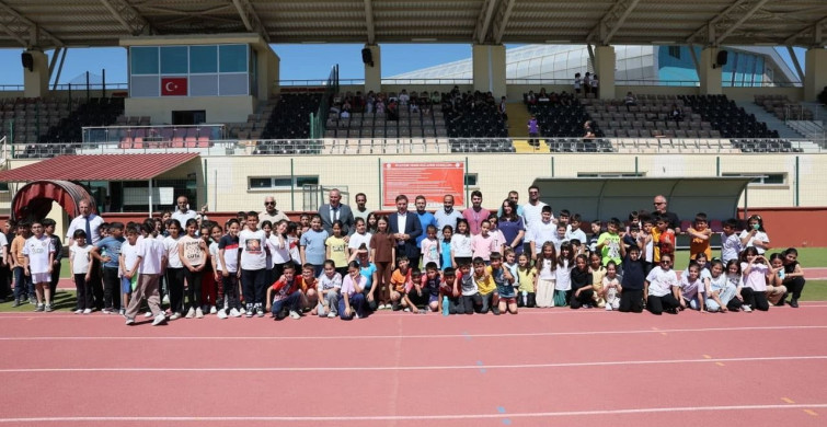 Erzincan'da ilkokullar fiziksel etkinlik oyunları finali yapıldı