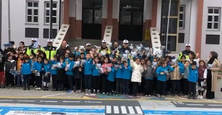 Erzincan'da Öğrencilere Trafik Farkındalık Eğitimi