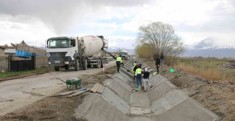 Erzincan'da Tarımsal Sulama Altyapısı Gelişiyor