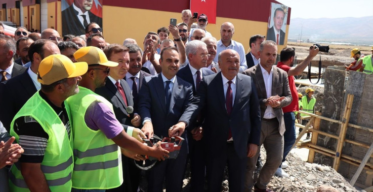 Erzincan'da Temel Atma Töreni: Türkiye Ekonomisinde İstikrar Vurgusu